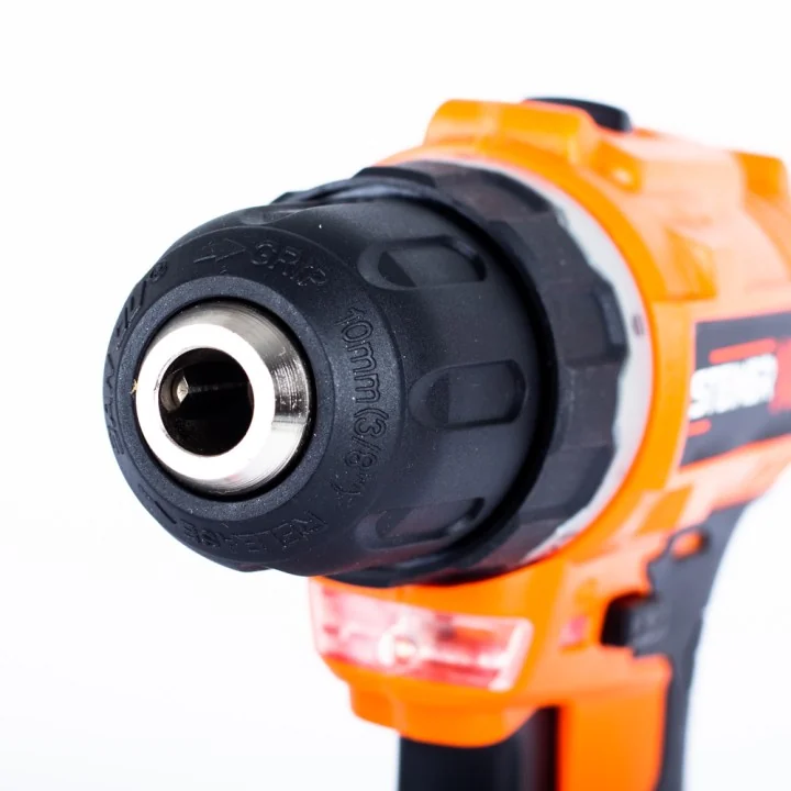 Perceuse sans fil 14,4V 1,3Ah Li-ion + mallette 160 pièces alu