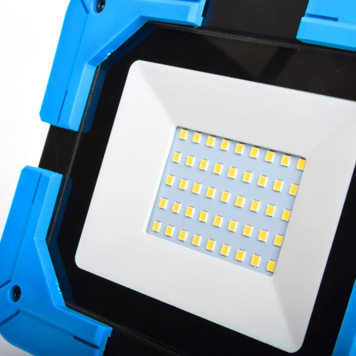 Projecteur de Chantier LED Extra Plat 30W IP65 NALTO