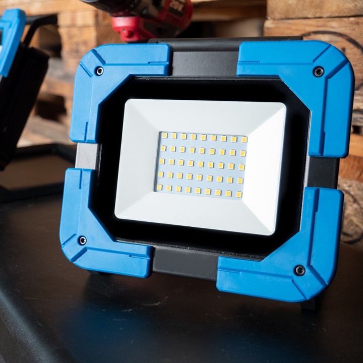 Projecteur de Chantier LED Extra Plat 30W IP65 NALTO