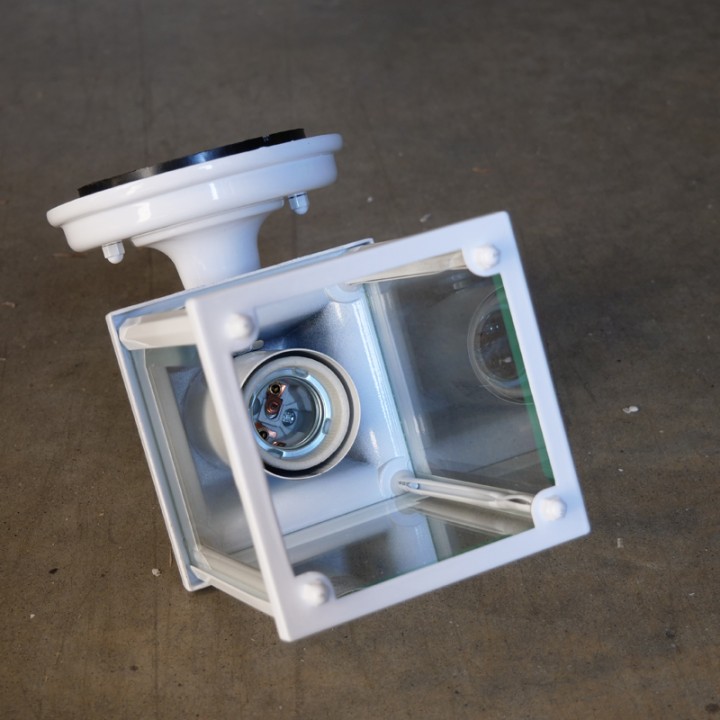 Applique blanche 4 faces LIVIA 60 W max.