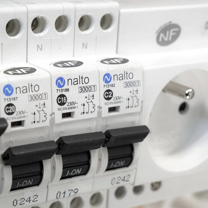 Disjoncteur à vis 20A - 1P+N - 3kA NF NALTO