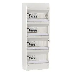 Tableau électrique équipé et câblé NF logement T5 et plus neuf 4 différentiels + 14 disjoncteurs auto 4.5kA + 1 prise 2P+T 16A N