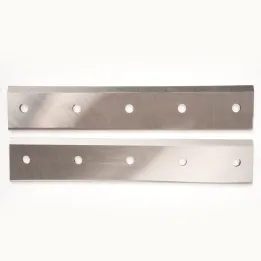 Jeu de 2 fers pour broyeur de végétaux thermique ST PIERRE DU CHAMP Réf 500339