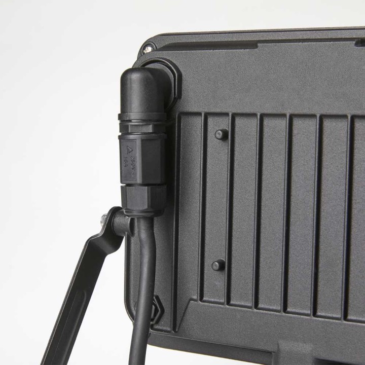 Projecteur LED extérieur à fixer 30W noir WOLTZ