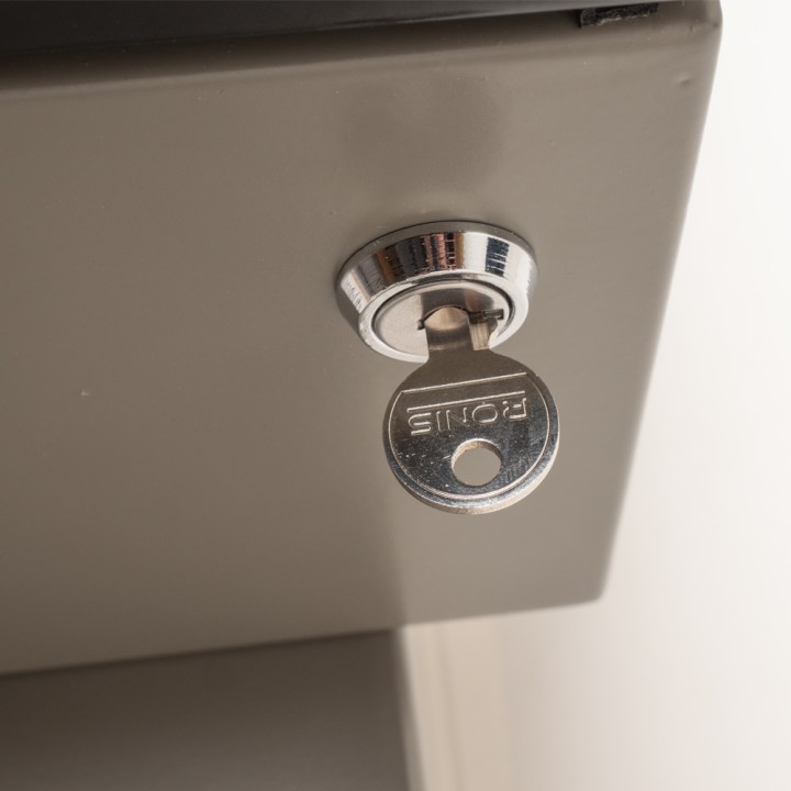 Borne de recharge monophasée métallique 7.4kW OHMTEC