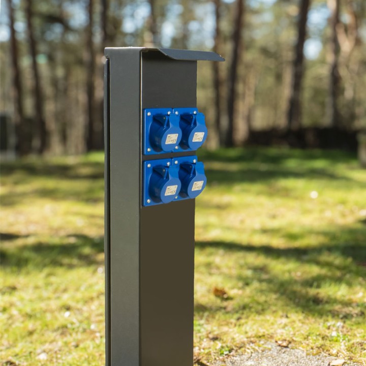 Potelet camping 80cm 4 prises CEE 10A avec protection OHMTEC