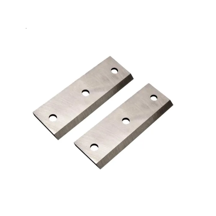Jeu de 2 fers pour broyeur de végétaux thermique à disque 212cc 70mm ST PIERRE DU CHAMP Réf 500350